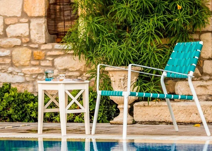 Ipekyol Avec Piscine Privee Villa Çeşme