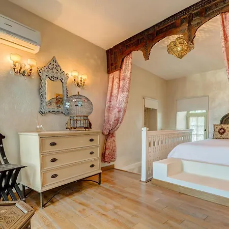 Ipekyol Avec Piscine Privee