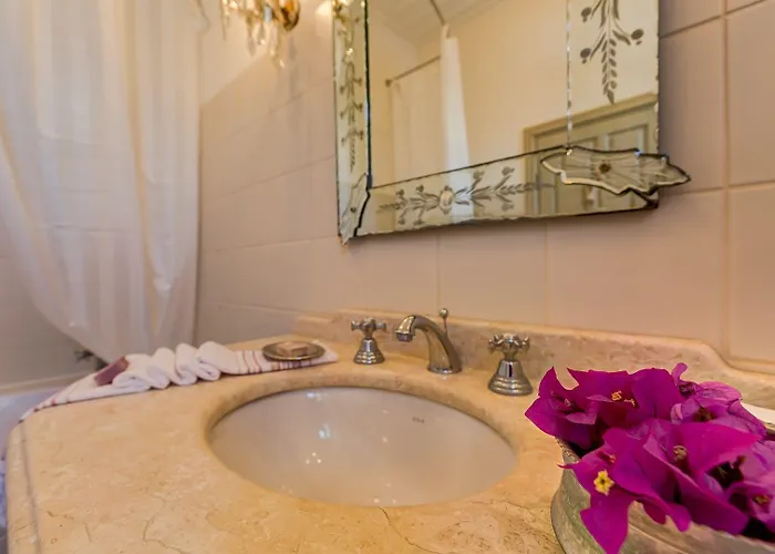 Ipekyol Avec Piscine Privee Villa Çeşme